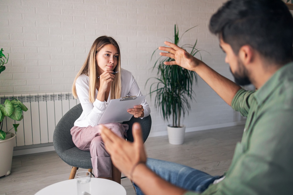 Patient,Talking,To,His,Psychiatrist,,Explaining,His,Condition.,Attractive,Female 1765843230 32115d7f2286412b8d3aa754b2a5a374 1